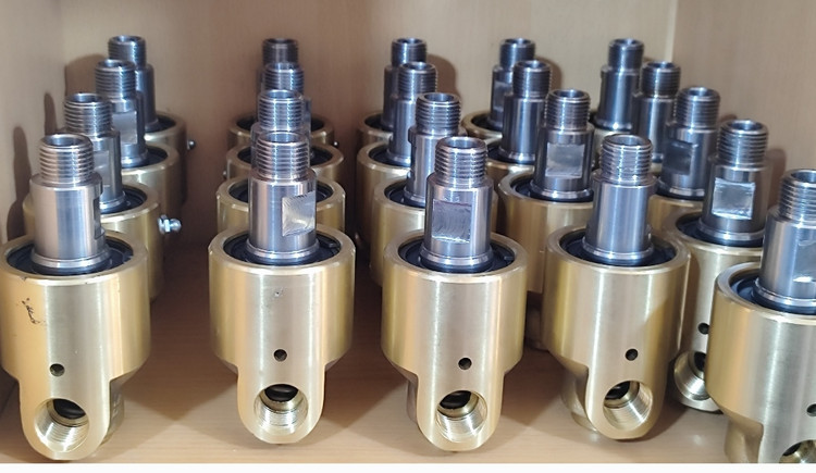 روتاری جوینت 3/4برنجی آب